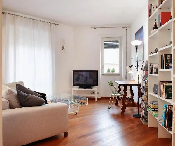 Grande Trastevere & Porta Portese Grande Apartment *