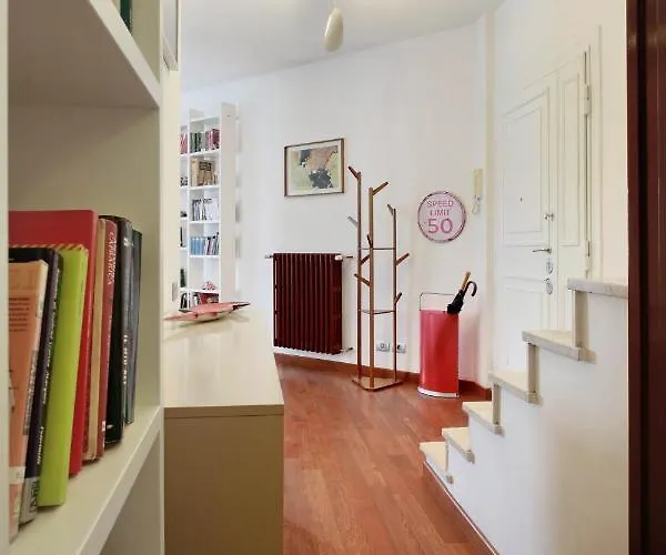 Grande Trastevere & Porta Portese Grande Apartment Rom